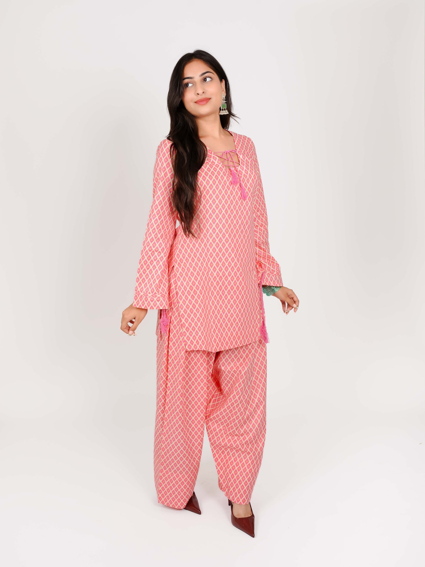 MONOMEE IRYA PINK DORI FARSHI SALWAR SET