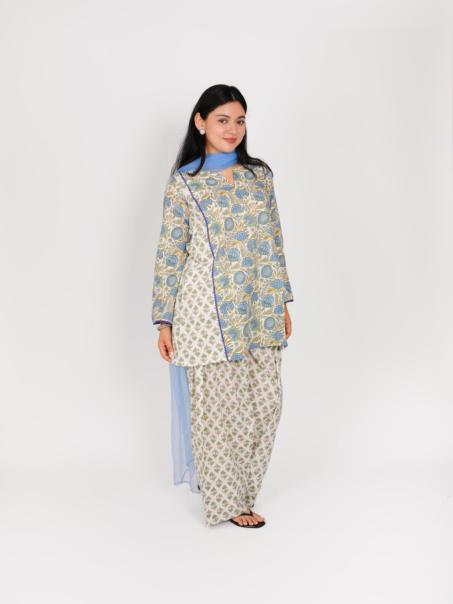MONOMEE AVNOOR BLUE COTTON FLORAL DUPATTA FARSHI SALWAR SET