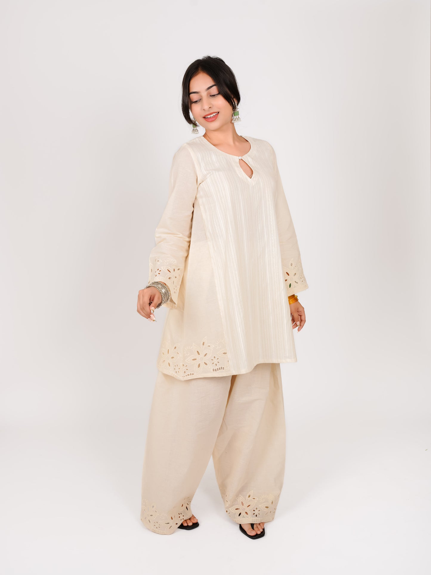 INAYA OFF-WHITE SCHIFFLI FARSHI SALWAR SET