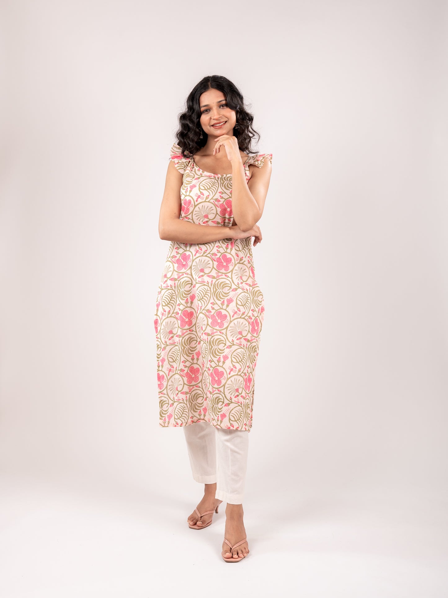 MONOMEE CHARVI FLORAL KURTI