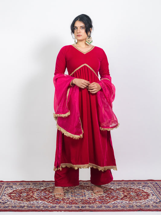 SAADHVI VELVET SUIT SET